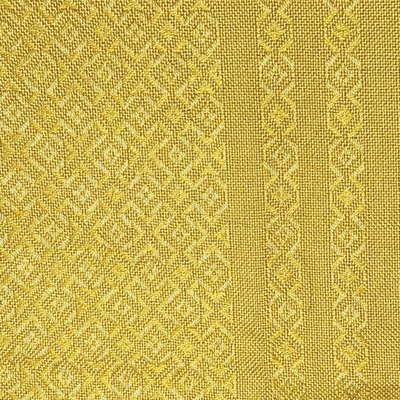 Luxury Table Linen Golden tablecloth 78x60 hand sewn - Picture 7 of 14